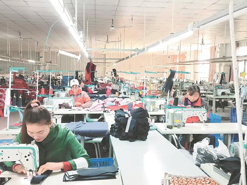 时装杂志：引领潮流的风向标